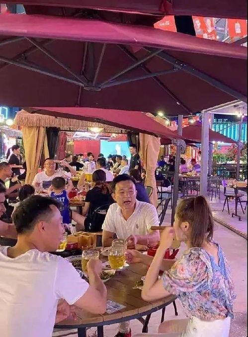 56吃瓜网 网红小英被曝大瓜,网红小英大瓜事件始末